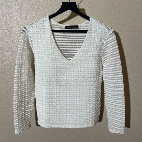 Stripe by Rayure Paris White Textured Stripe Top - Picture 1 of 6